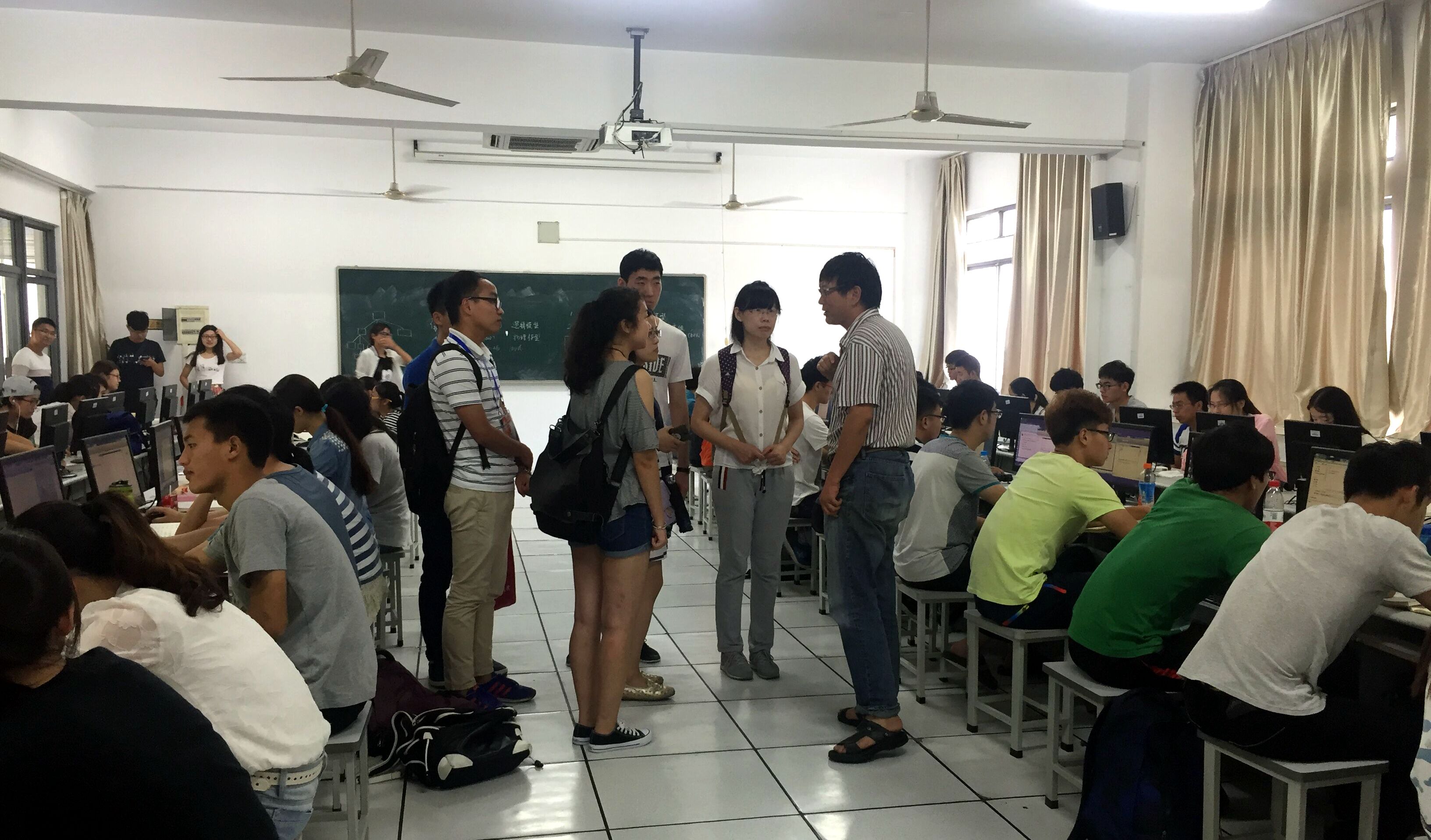 我院成功举办2016年优秀大学生暑期夏令营活动